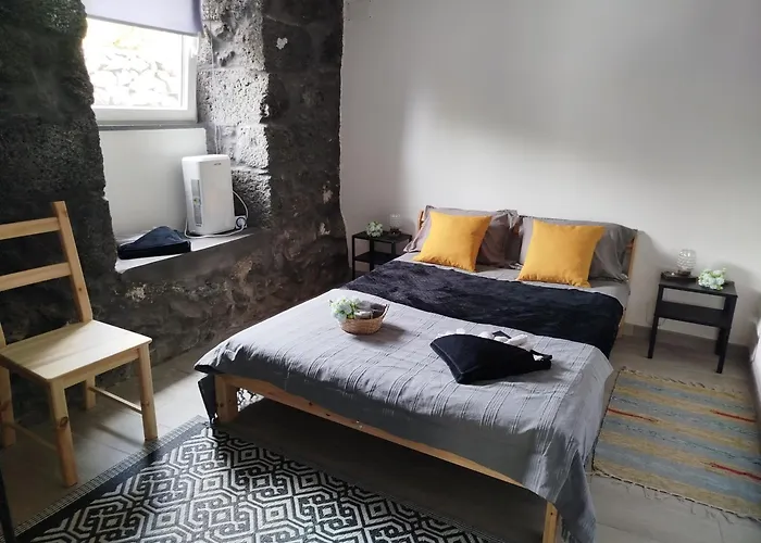 Ferienhaus Bragada Stonehouse