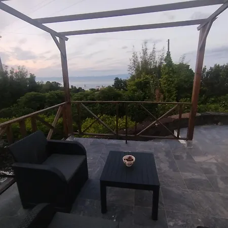 Bragada Stonehouse Sao Roque do Pico